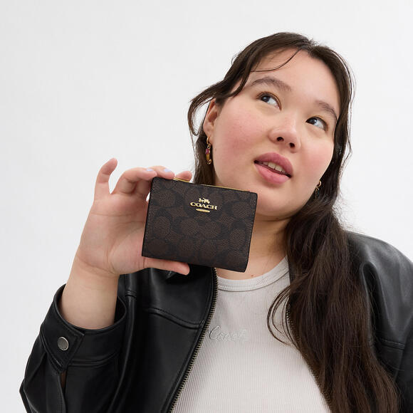 Bifold Wallet In Signature Canvas - Picture 4 of 4